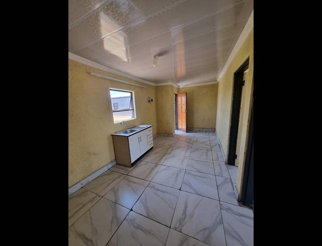 2 BEDROOM PROPERTY TO RENT IN MANKWENG